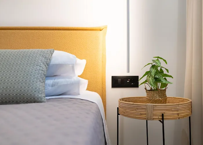 Luxury Homes - Zoe Apartment *