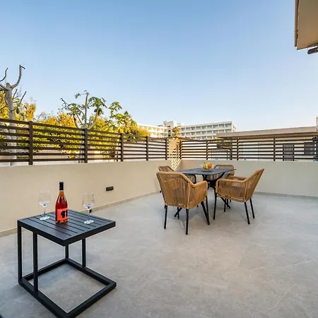 Luxury Homes - Zoe Apartment