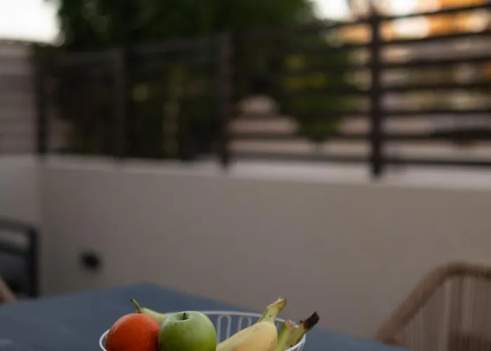 Luxury Homes - Zoe *