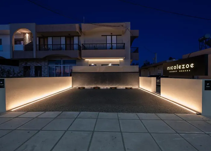 Luxury Homes - Zoe *